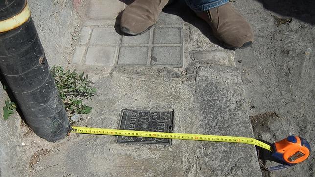 La calle más estrecha del mundo... en Tetuán