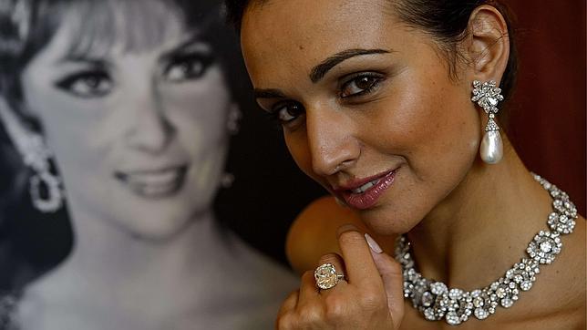 Gina Lollobrigida subasta varias joyas por 3,3 millones de euros