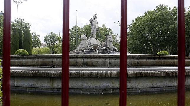 Cibeles y Neptuno, preparadas para la celebración de Real Madrid o Atlético