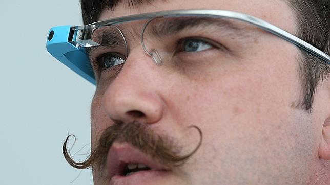 Las aplicaciones de Facebook y Twitter llegan a Google Glass