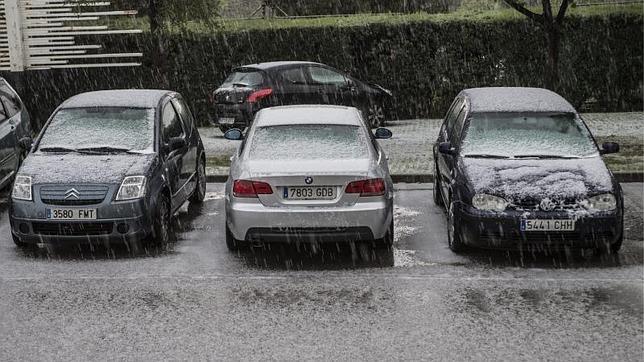 El granizo provoca una colisión múltiple con 50 turismos implicados en Segovia