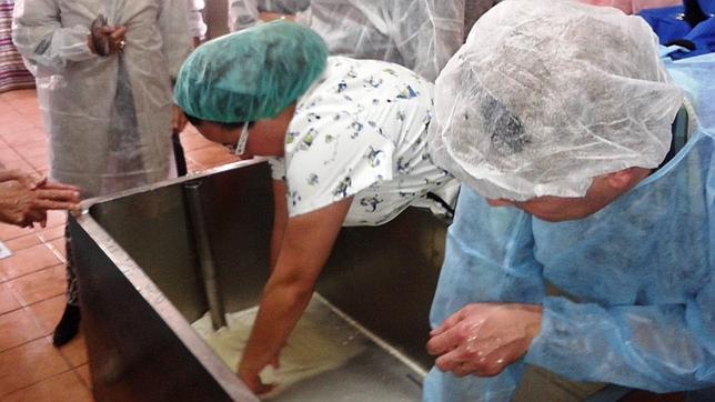 La UE pide a las autoridades españolas que hagan un «seguimiento» de la leche