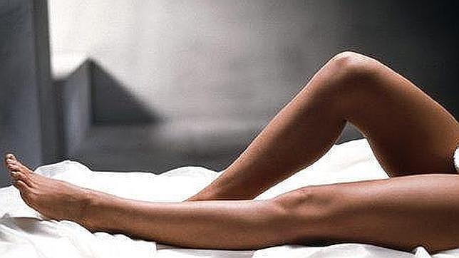 Piernas depiladas con láser, perfectas para el verano