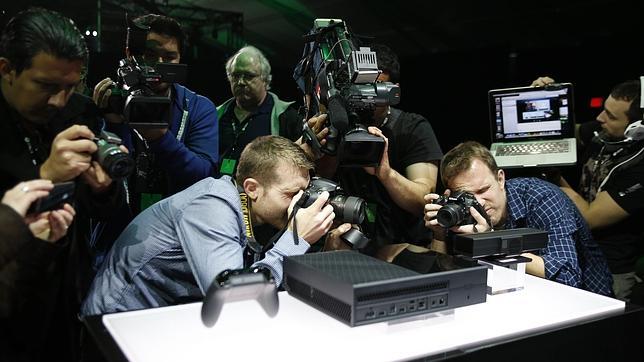 Xbox One, con Kinect mejorado pero incompatible con juegos de Xbox 360