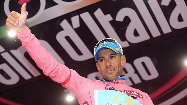 La nieve se alía con Nibali
