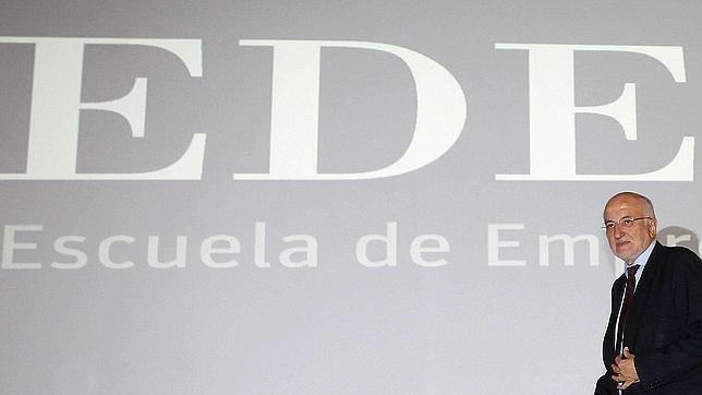 Juan Roig: «Los emprendedores son los únicos que van a sacar a España de la crisis»