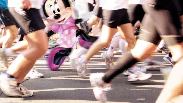 Los personajes Disney se pasean este domingo por el Parque Juan Carlos I