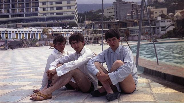 Tenerife, las últimas vacaciones de los Beatles antes de ser los Beatles