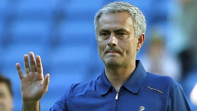 El Chelsea hace oficial el fichaje de Mourinho