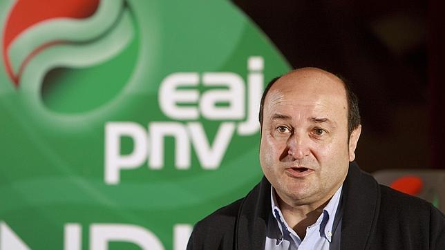 El PNV propone que ETA entregue las armas al País Vasco y no al «poder español»