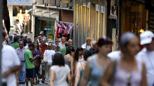La confianza del consumidor vuelve a bajar en mayo por las peores expectativas