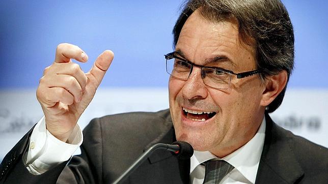 PP, PSC y Ciudadanos instan a Mas a priorizar el paro y no el soberanismo