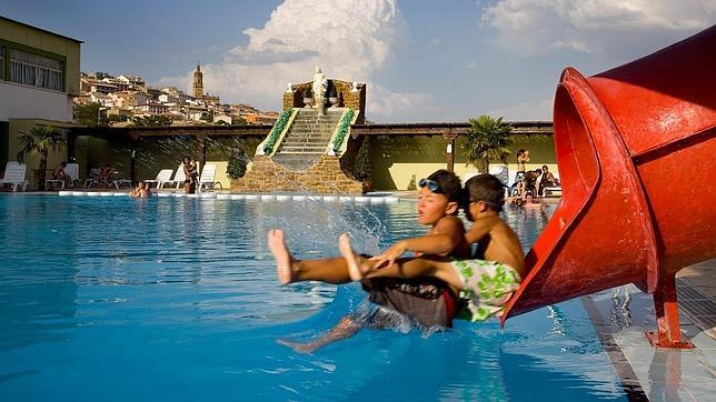 Más de 50 campings ofrecen estancia gratuita en verano para familias en paro