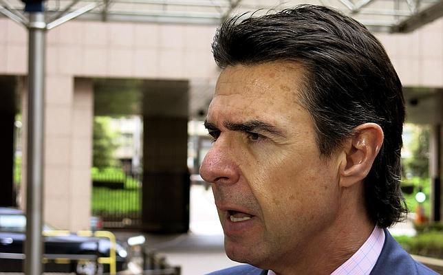 Soria admite que «se tocará» el IVA