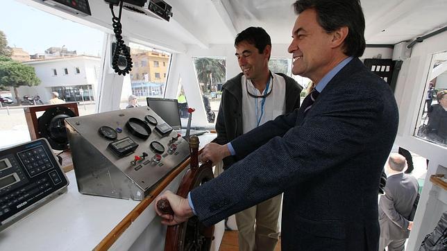 El desplome electoral obliga a Artur Mas a cambiar de rumbo