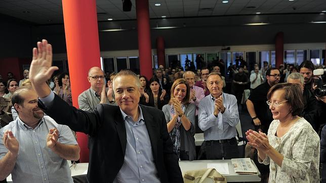 Los críticos del PSC piden a Zaragoza que vuelva para reorganizar el partido