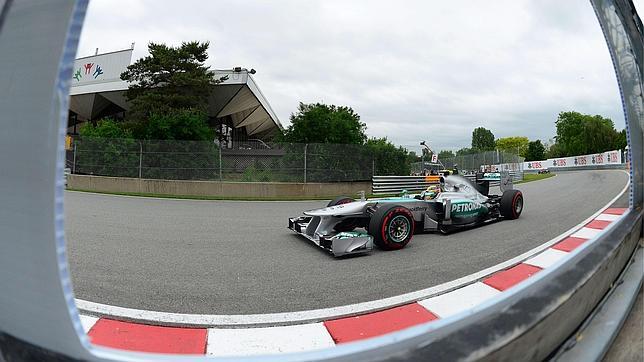 Mercedes y Pirelli, frente a un jurado de doce árbitros