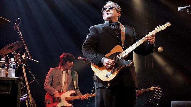 Elvis Costello lleva toda su vida subido a un escenario