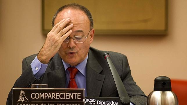 El Banco de España no predica con el ejemplo con un salario medio de 6.700 euros