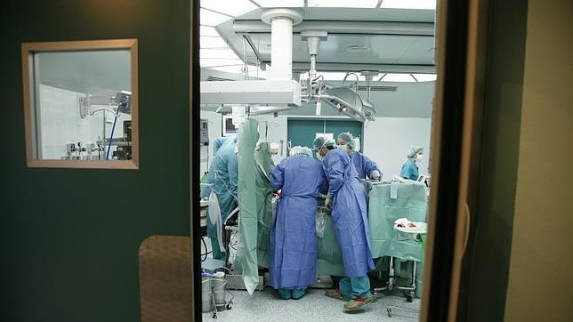 La medicina que pisa fuerte en el mundo tiene nombre español