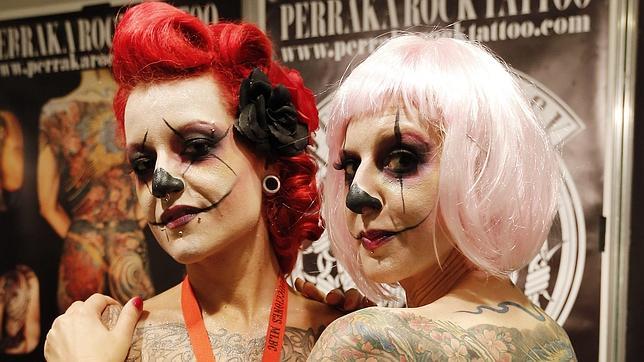 La moda de los tatuajes resiste: ni un centímetro de la piel sin cubrir