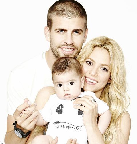 Shakira y Milan felicitan a Piqué por el día del padre en Colombia