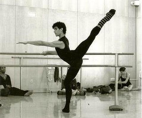 Josué Ullate, premio Positano de la danza al mejor bailarín revelación