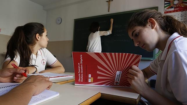 Educación para acabar con el analfabeto económico español