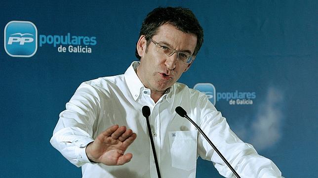 Feijóo: «Era imposible que las cajas gallegas continuasen en solitario»