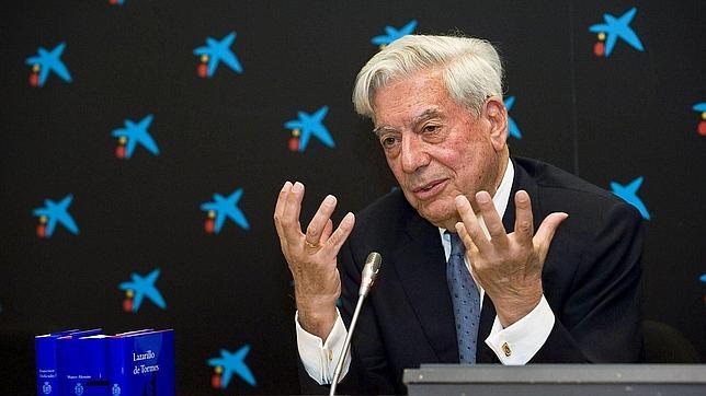 Vargas Llosa rescata con la RAE tres clásicos «que no intimidan al lector»