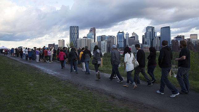 Tres muertos y 100.000 desplazados por las fuertes inundaciones en Canadá