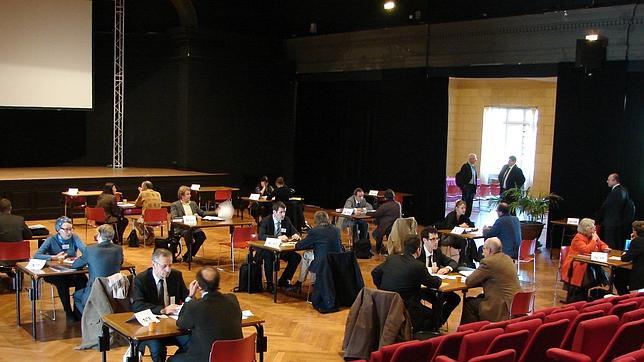 Pareja, trabajo y financiación: tres cosas que se pueden conseguir en siete minutos