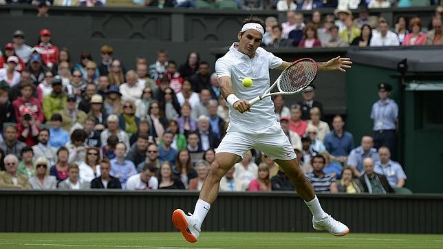 Wimbledon: Federer, estreno a lo campeón