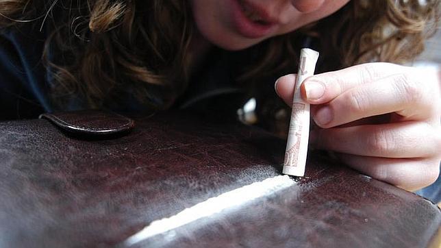 El alcohol, primera dependencia de los españoles a causa de la crisis