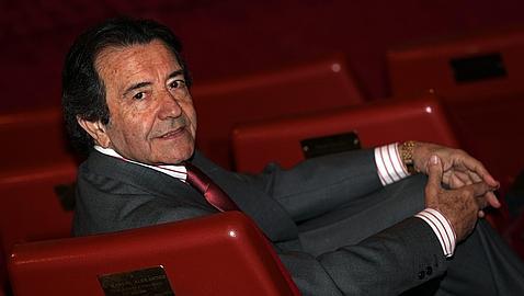 El empresario teatral Enrique Cornejo considera que a Wert le falta «humildad»