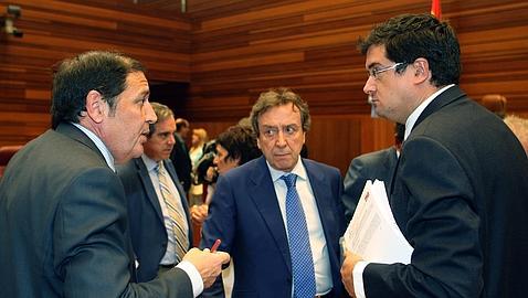 PP y PSOE inician el acuerdo en ordenación del territorio