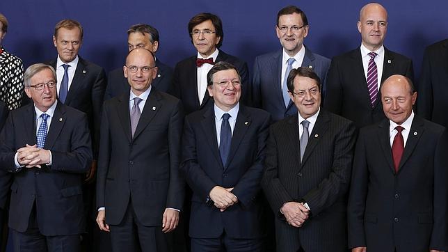 Los líderes europeos piden a Rajoy que acelere la reforma de las pensiones y suba el IVA a algunos productos