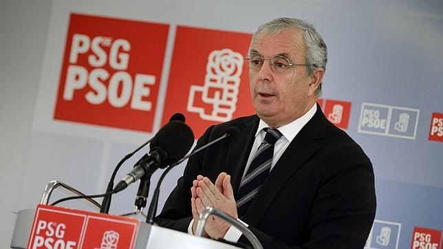 «Pachi» Vázquez reacciona y pide la dimisión de  Joaquín Almunia