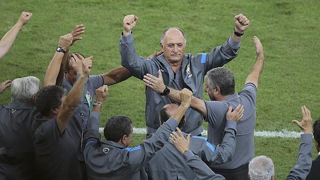 Copa Confederaciones - Scolari: «Afrontamos el camino hacia el Mundial con más confianza»