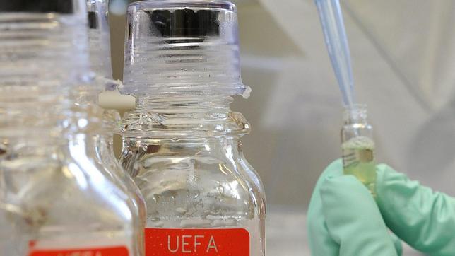 La UEFA efectuará controles de sangre en todas las competiciones