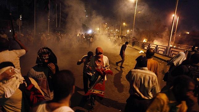 Los islamistas llaman a una intifada, tras la muerte de cuarenta de ellos en las protestas