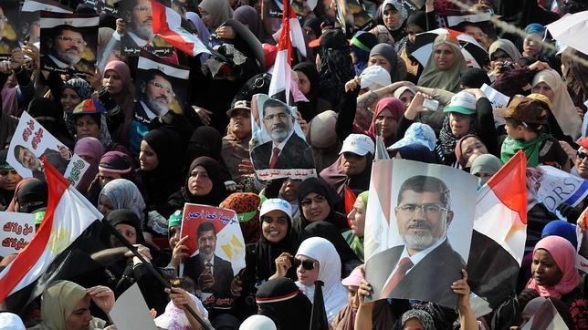 Egipto se hunde en el caos a los cinco días del golpe