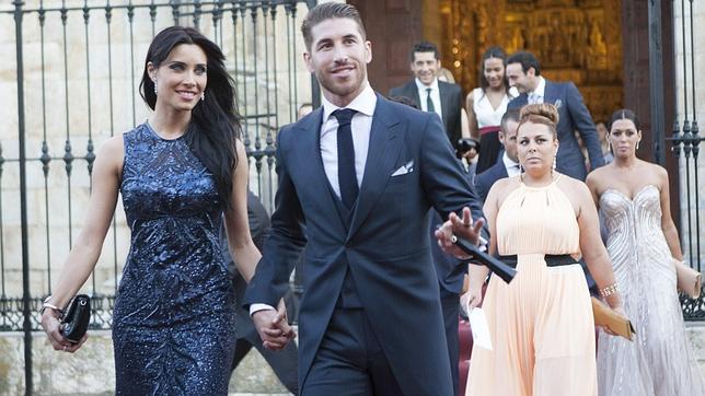 Pilar Rubio y Sergio Ramos, vestidos a juego en la boda de Talavante