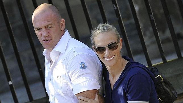 La nieta de Isabel II, Zara Phillips y Mike Tindall esperan su primer hijo