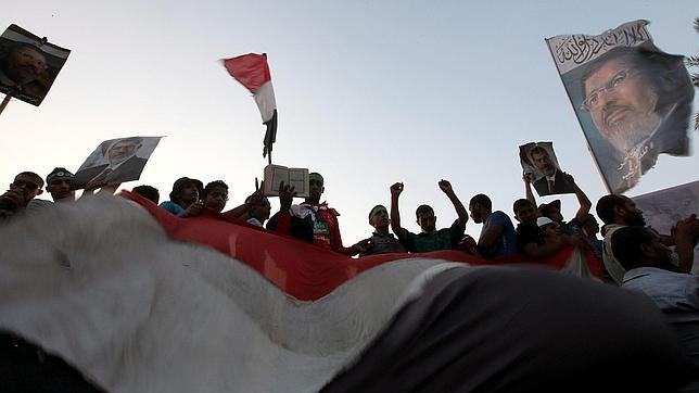 La cúpula de los Hermanos Musulmanes, en busca y captura por la Fiscalía egipcia