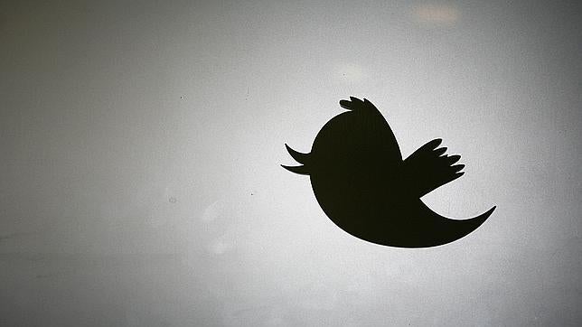 Twitter entrega datos de usuarios antisemitas