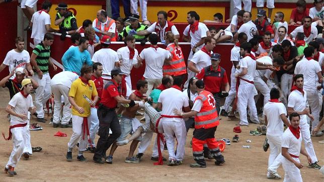 Sanfermines 2013: El joven vitoriano herido en el encierro de este sábado permanece «muy grave»