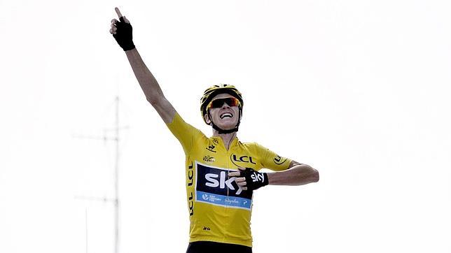 Froome se exhibe en el Mont Ventoux
