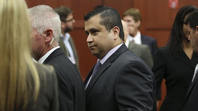 Absuelto del cargo de asesinato el vigilante urbano que mató a Trayvon Martin