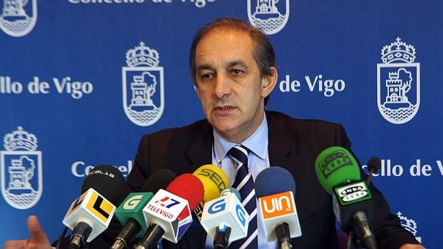 El PP vigués remite una carta a Durao Barroso en busca de amparo para el naval